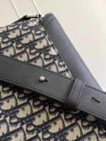 Small Saddle Messenger - Image 6