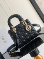 Lady Dior Small 20cm