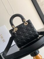 Lady Dior Small 20cm - Image 3