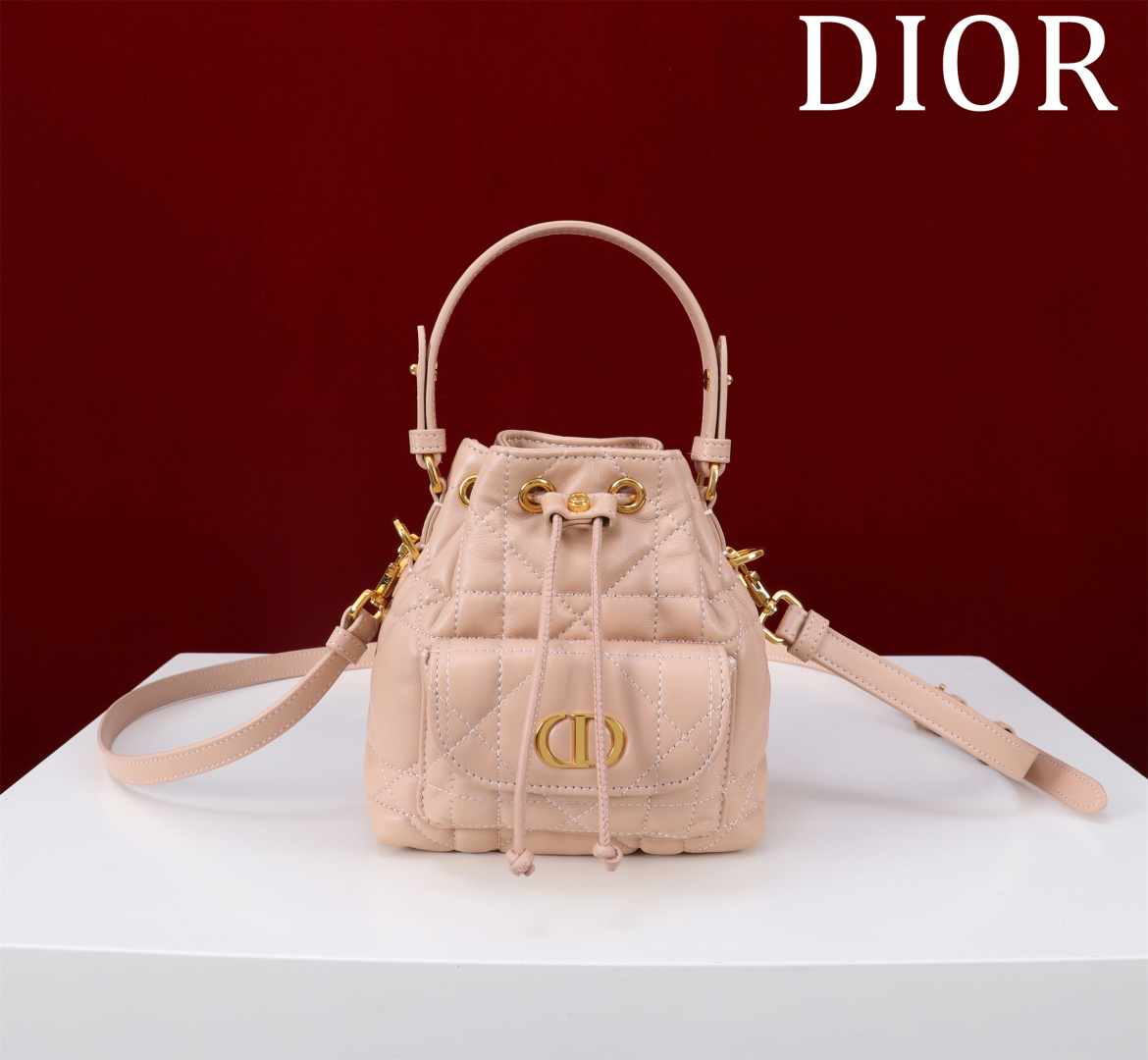 cmp_a1746288973070_5770.jpg Small Caro Bucket Bag - Image 1