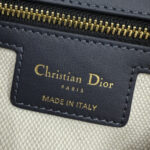 Voyage Bag Medium - Image 9