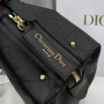 Medium D-Journey Bag - Image 5