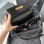 Manhattan Shoulder - Image 9