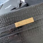 Manhattan Shoulder - Image 6