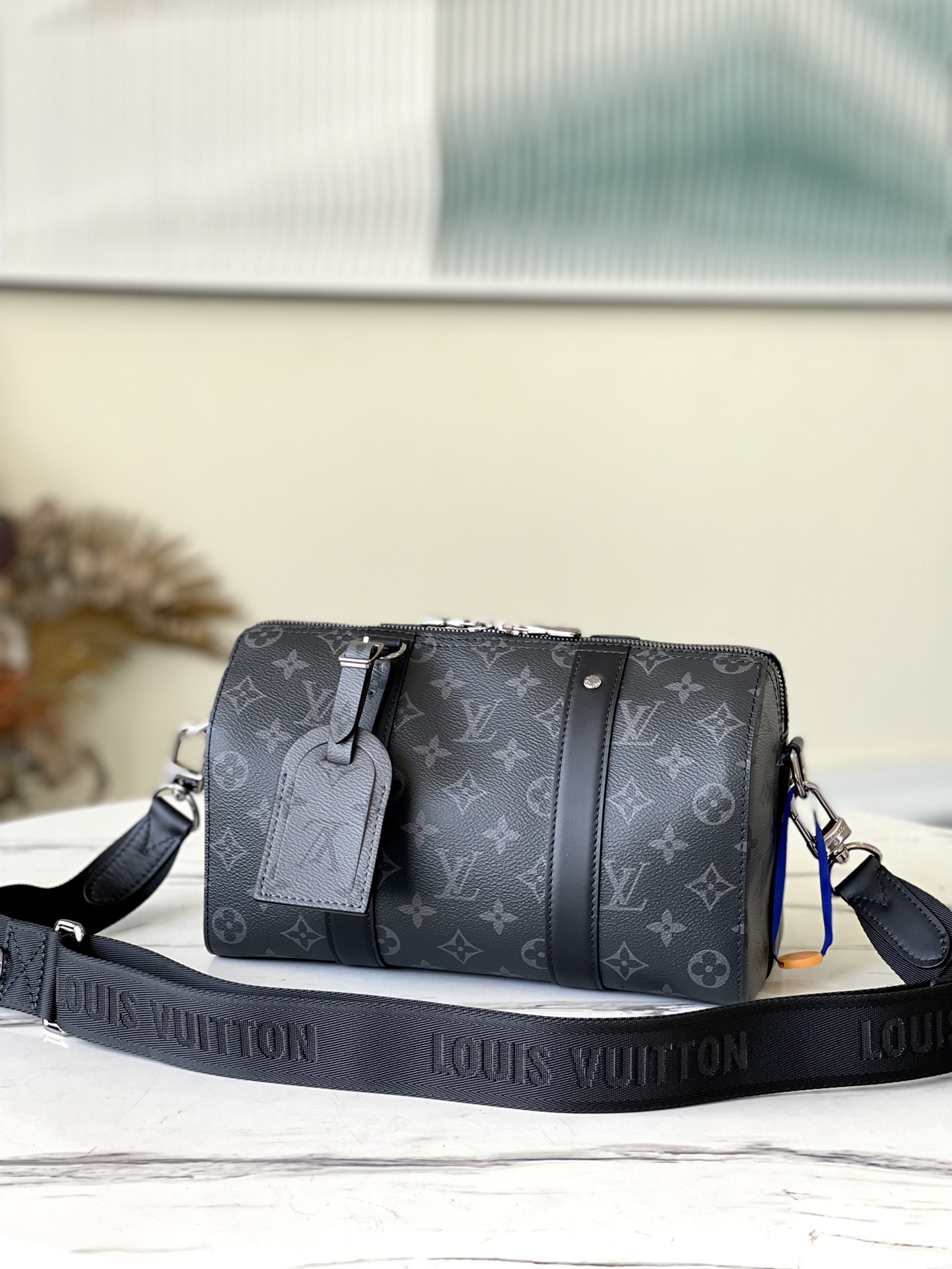 i1634028300_3156_0.jpg City Keepall - Image 1