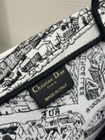 Book Tote Large - Image 9