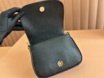 Soho Leather Chain Bag Small 18cm - Image 7