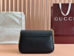 Soho Leather Chain Bag Medium 27cm - Image 2