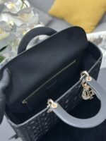 Lady Dior Large 32cm - Image 8