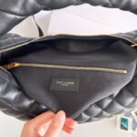 ICARE hobo in quilted nappa - Image 9