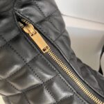 ICARE hobo in quilted nappa - Image 7