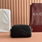 GG Marmont small camera bag - Image 2