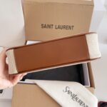 Le 5A 7 Hobo Small - Image 4