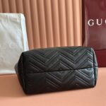 GG Marmont medium tote bag - Image 4
