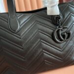 GG Marmont medium tote bag - Image 5