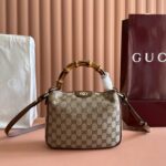 Diana small shoulder bag