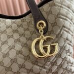 GG Marmont medium tote bag - Image 5
