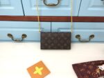 CROISETTE CHAIN WALLET - Image 2