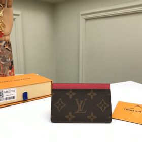 CARD HOLDER