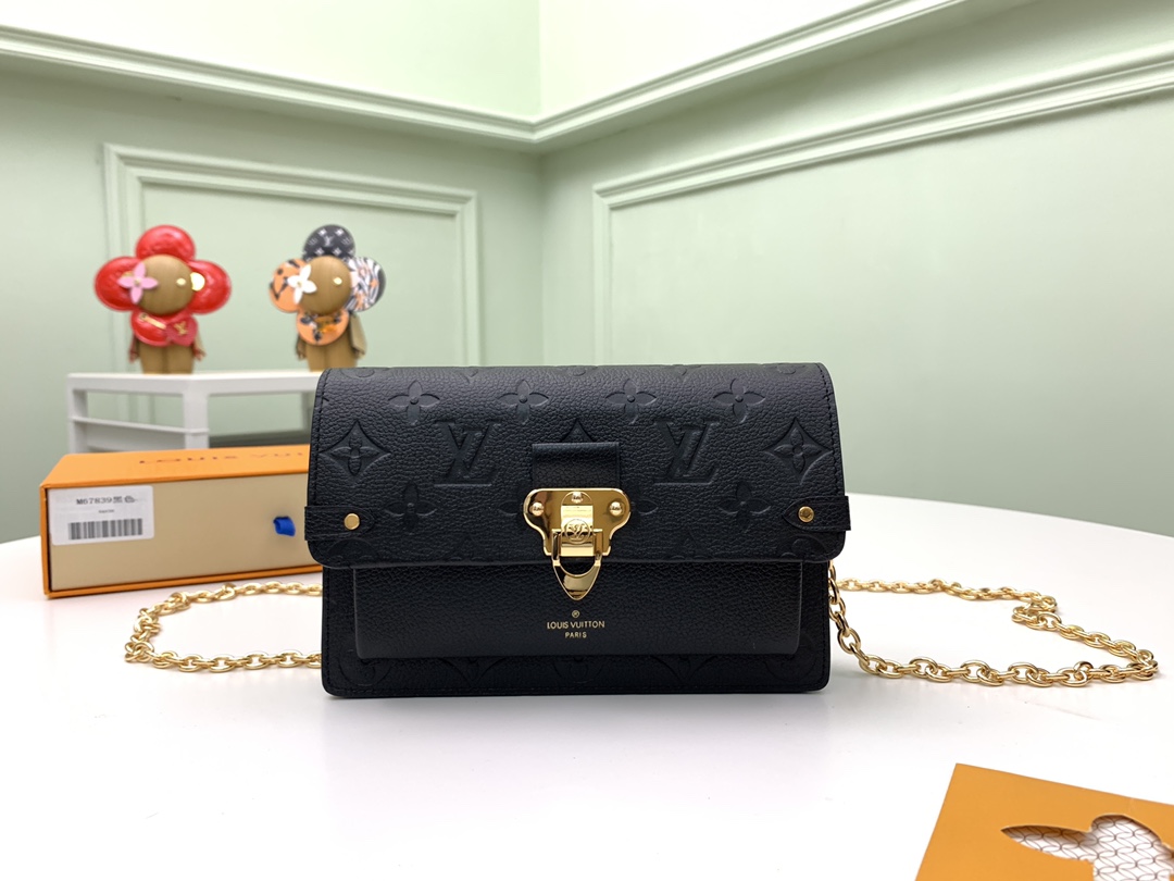 i1647075883_9807_0.jpg VAVIN CHAIN WALLET - Image 1