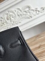 Shoulder Brikin 29 in Evercalf Leather - Image 8